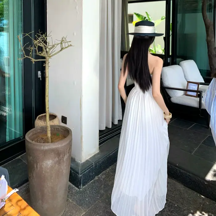 Robe longue blanche en dentelle sans bretelles pour femme