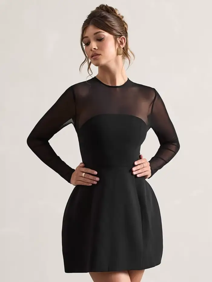 Robe noire transparente en maille pour femme