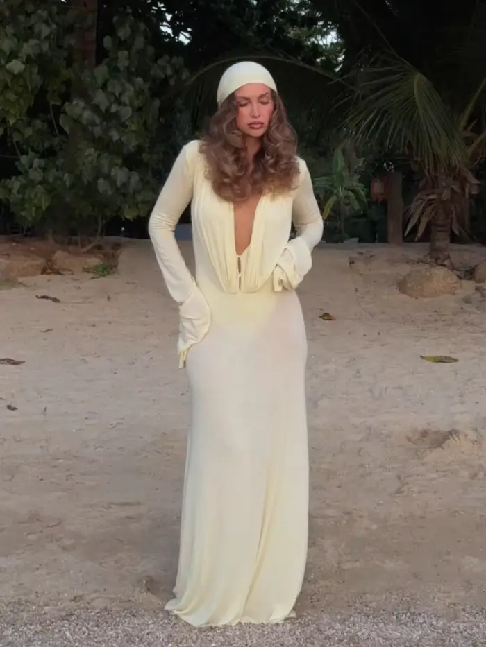 Robe longue sexy en maille transparente à manches longues pour femme