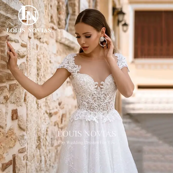 Modis-Robe de mariée A-ligne avec appliques en dentelle perlée délicate