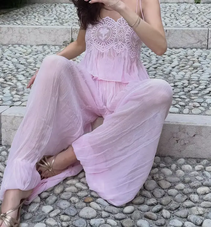 Robe Femme Été 2026 à Bretelles Fines et Volants