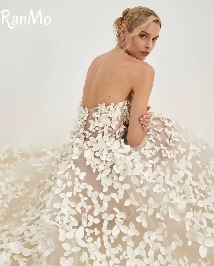 Ranmo élégant une ligne robes de mariée 3D fleur bretelles sans manches dentelle dos nu