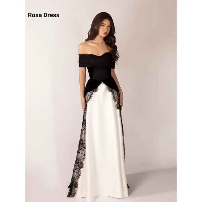 Robe de fiançailles à manches courtes
