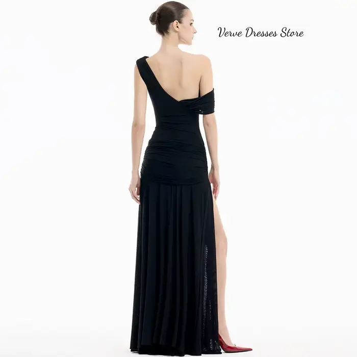 Robes de soirée sur mesure en mousseline noire coupe trapèze