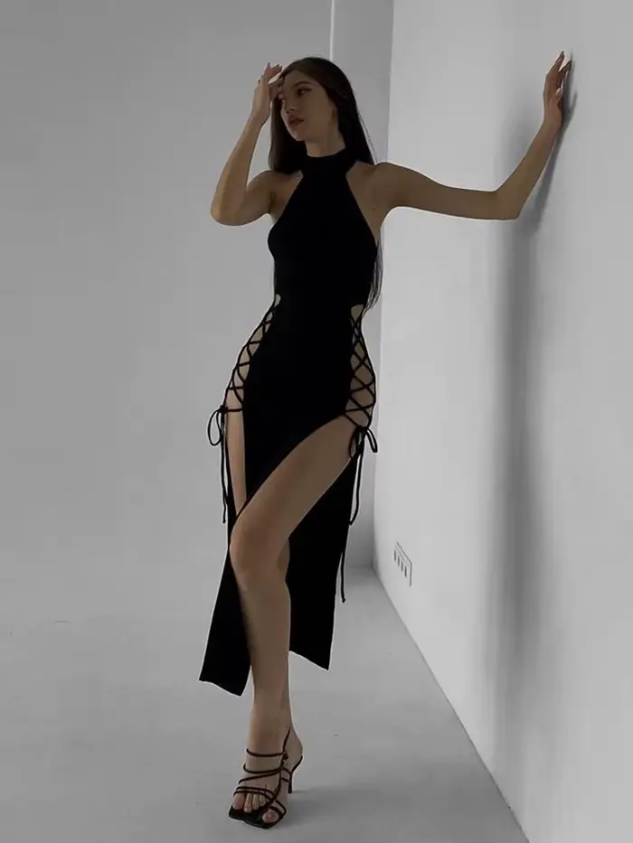 Robe gothique mi-longue à col licou style gothique pour femmes avec bandage Y2K soirée gothique tricoter polyester coton sans manches occasions spéciales