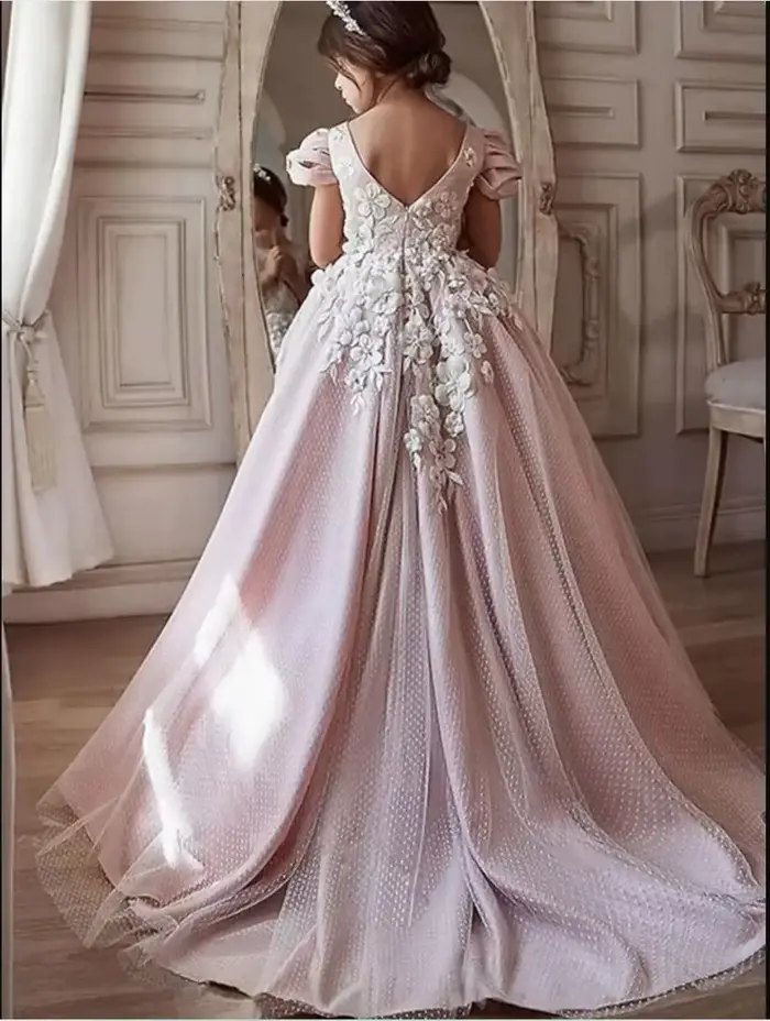 Robe de demoiselle d'honneur rose pour mariage