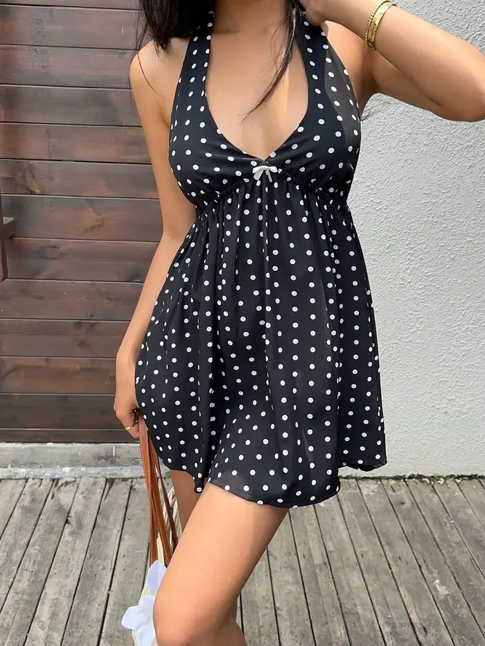 Robe de vacances noire à pois et col licou avec jupe courte et nœud papillon pour femmes, élégante et sexy, ajustée et évasée, idéale pour toutes les saisons et occasions