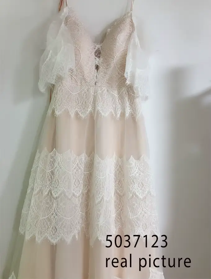 Robe de mariée bohémienne coupe trapèze