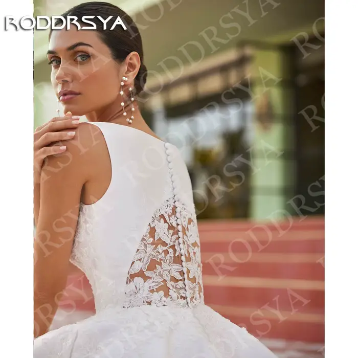 Robe de mariée moderne en satin col en V dentelle appliques personnalisées pour femmes occasions spéciales