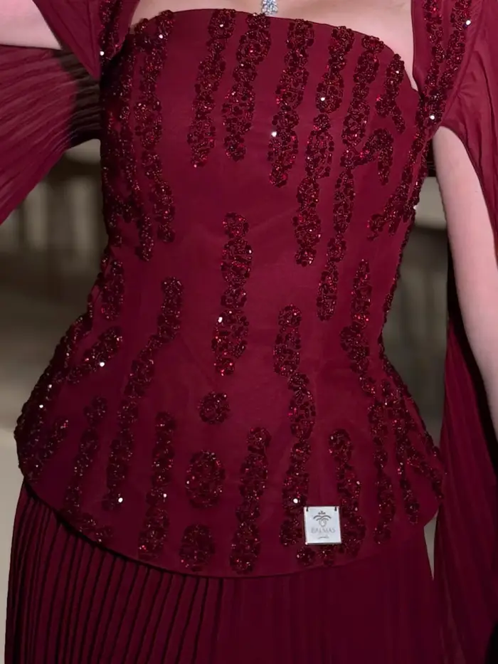 Robes de cocktail personnalisées pour les fêtes de luxe