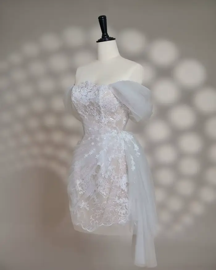Robe de soirée de mariage courte élégante blanche en dentelle