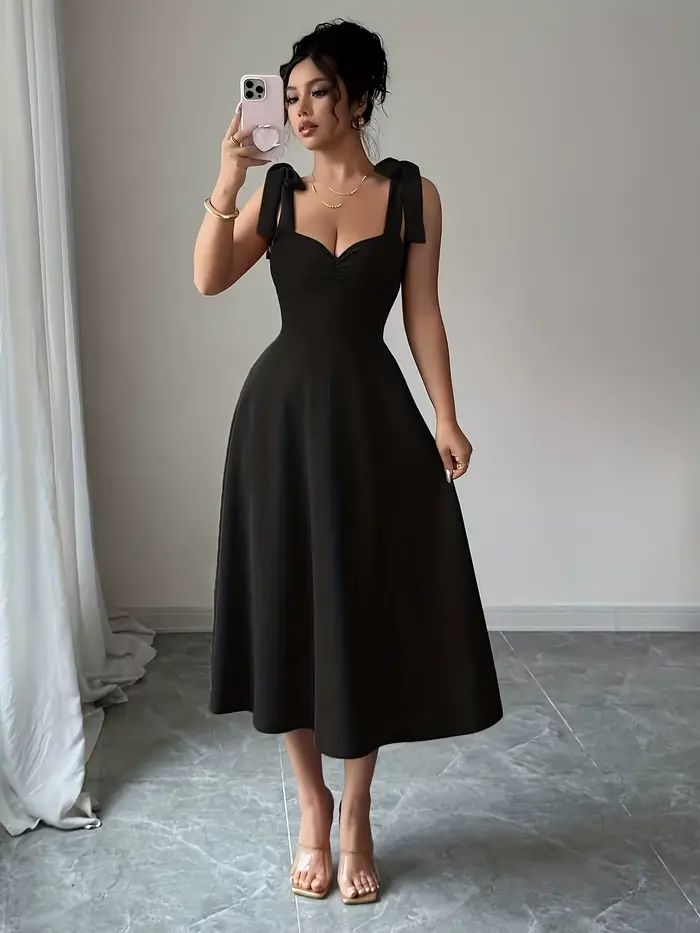 Robe longue élégante pour femme, avec bretelles à nouer, taille cintrée, coupe évasée, idéale pour l