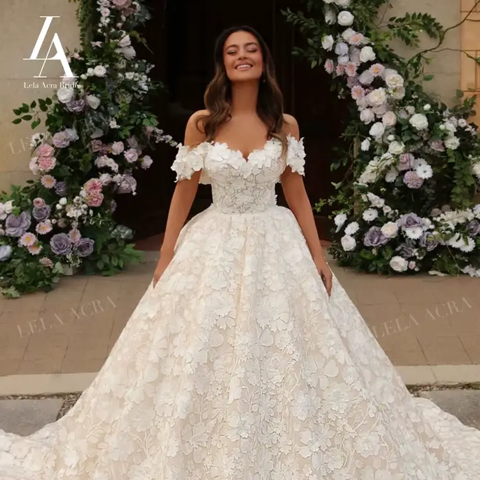 Robe de mariée Lela Acra épaules dénudées moderne avec train de la cour pour femmes romantique et confortable pour mariages occasions spéciales