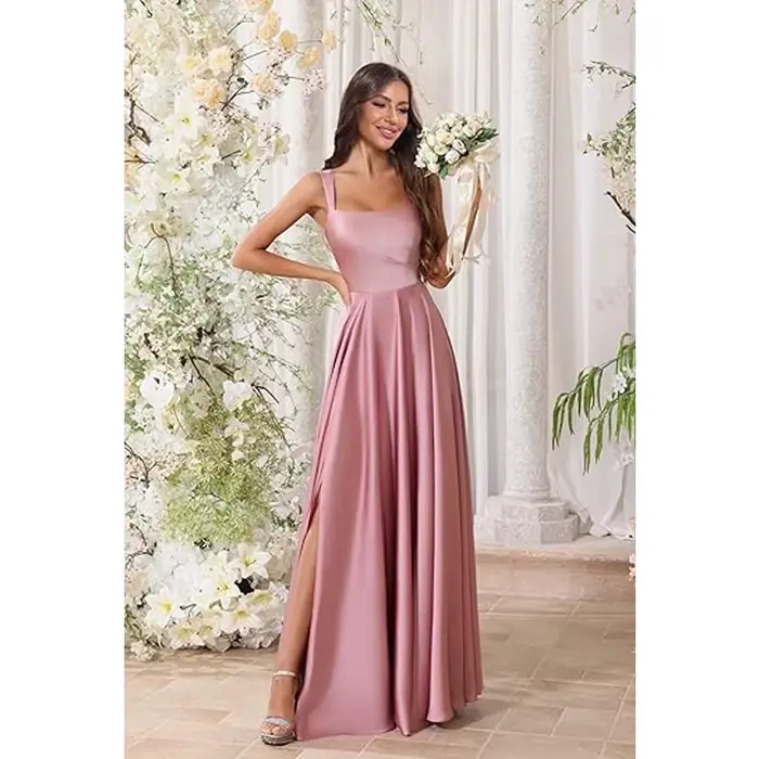 Robes de Demoiselle d'Honneur Rose Poudré Coupe A-line Bretelles Carrées Fente Latérale Corset