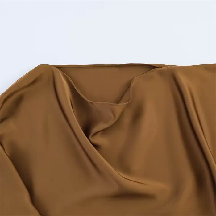 Robe élégante effet satin pour femme