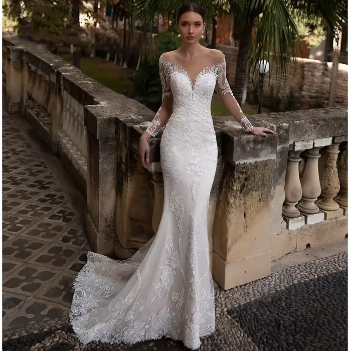 Robes de mariée sirène en dentelle à manches longues pour femmes