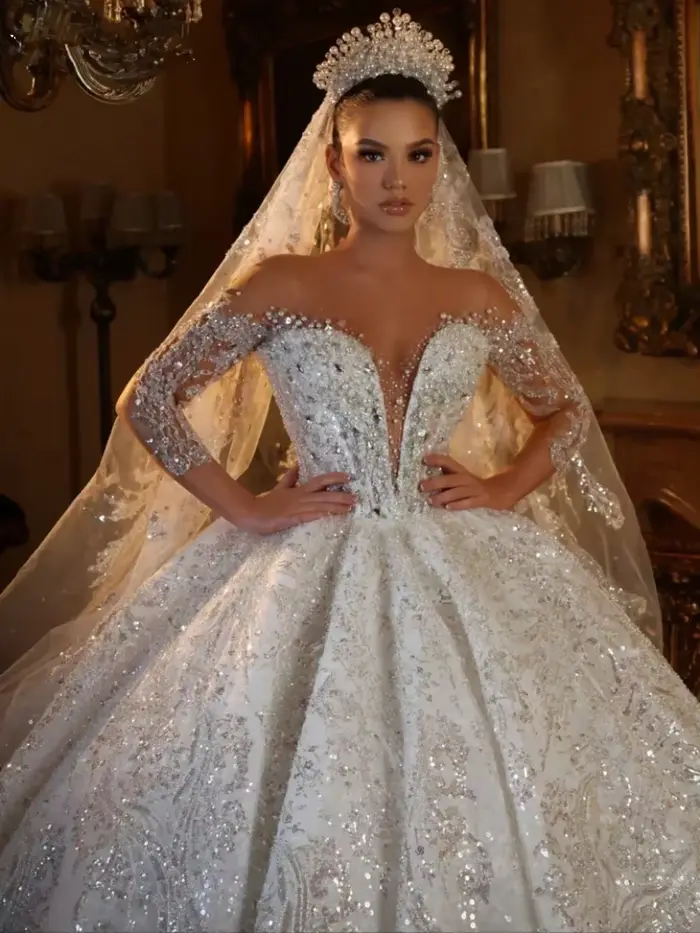 Robes de mariée de luxe personnalisées de Dubaï