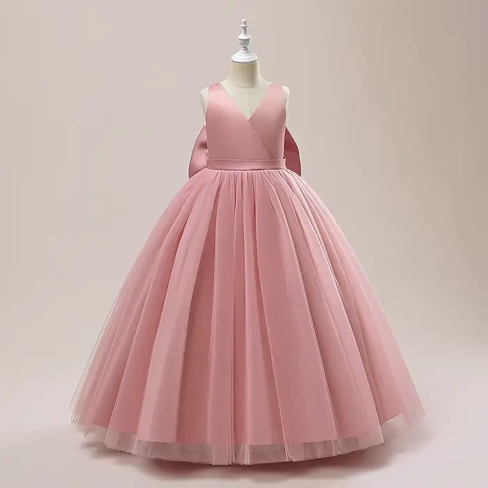 Robes de demoiselle d'honneur blanches longues pour filles