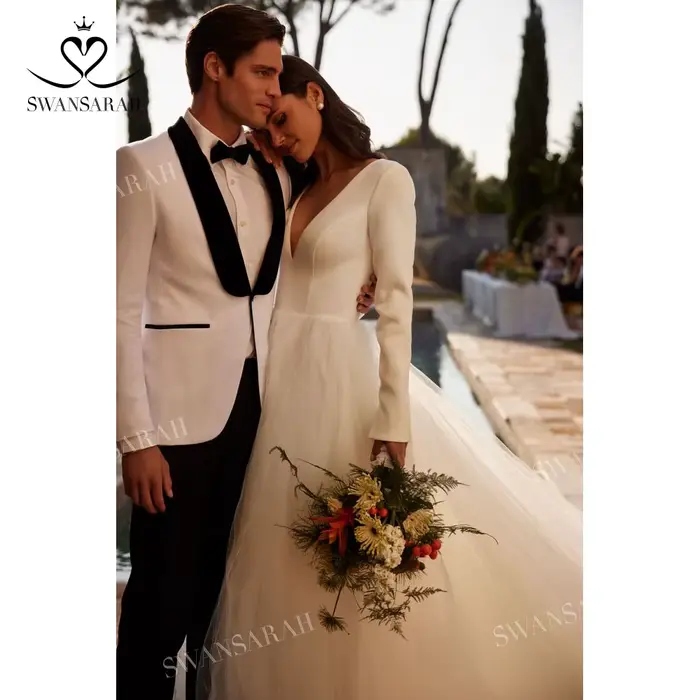 Robe de mariée élégante à manches longues