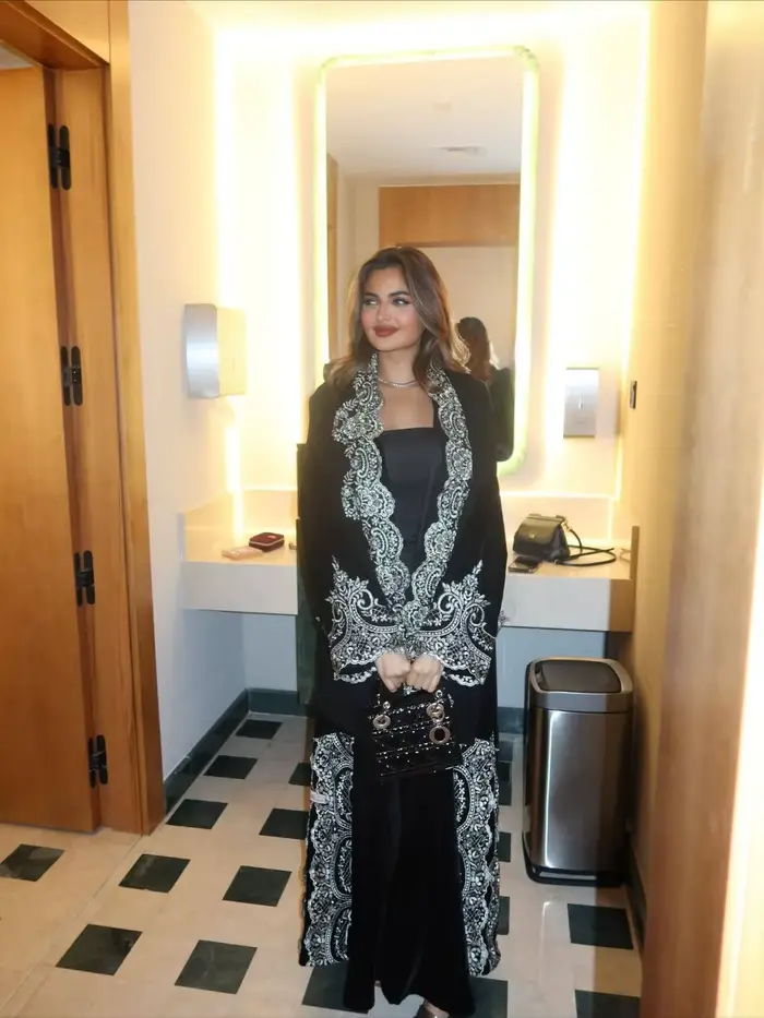 Robe de soirée trois pièces noire avec broderie argentée complexe pour femmes grandes tailles occassions formelles bal de promo tenue de cérémonie musulmane