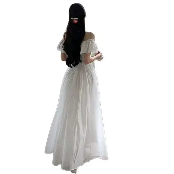 Robe longue blanche été 2025 col carré taille empire manches volantes asymétrique à une épaule jupe trapèze pour femme occasions spéciales