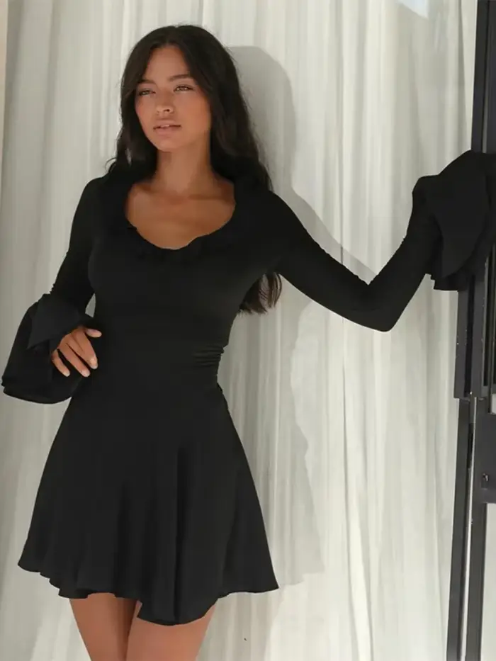 Robe noire unie pour femmes