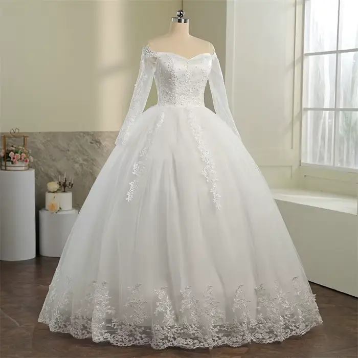 Robe de mariée blanche, élégante, col bateau, robe de bal, épaules dénudées, princesse de luxe, dent