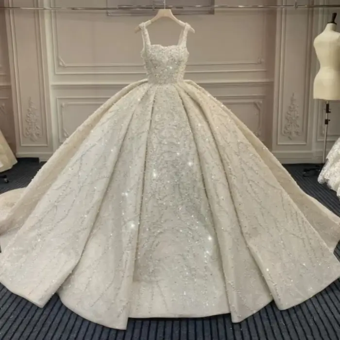 Robe de mariée princesse élégante personnalisée