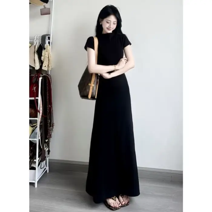 Robe noire à manches courtes de style français pour femmes