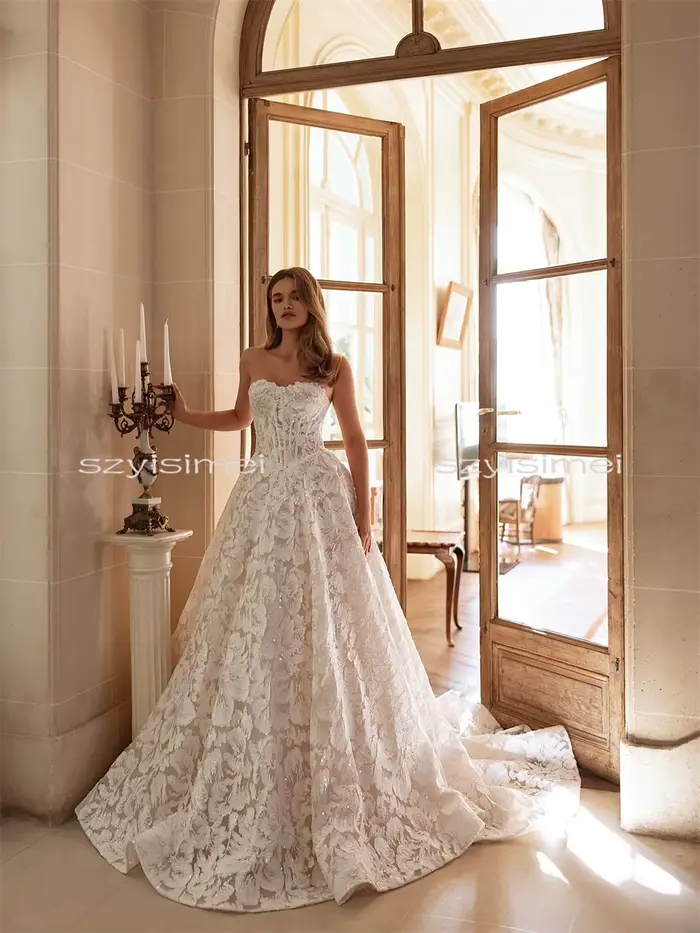 Robe de mariée de luxe en dentelle intégrale