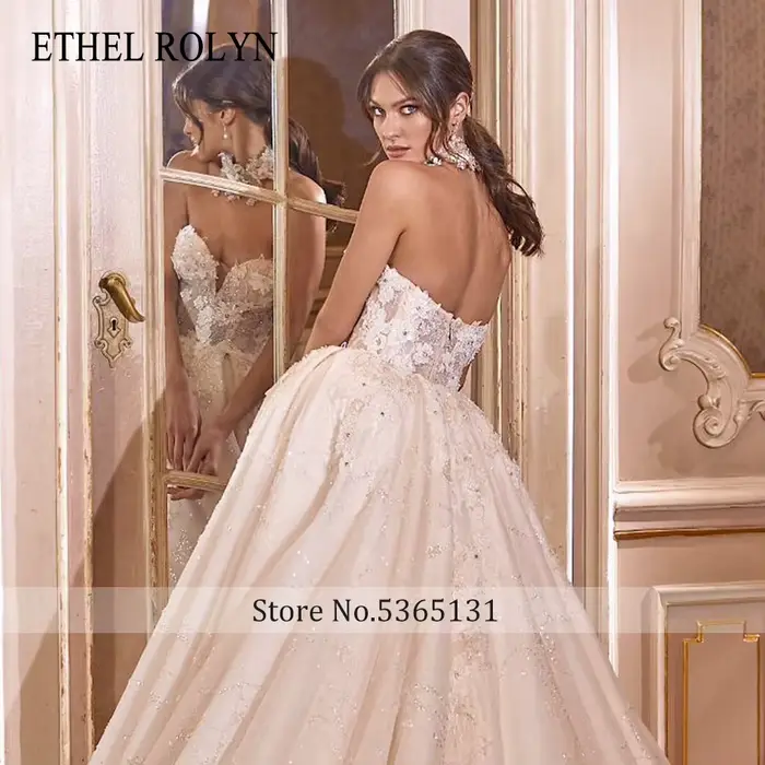 ETHEL ROLYN robe de mariée trapèze délicate broderie de perles chérie sans manches