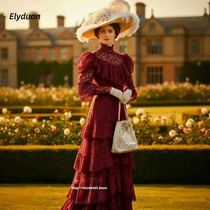 Robe de bal vintage style Edwardien en dentelle