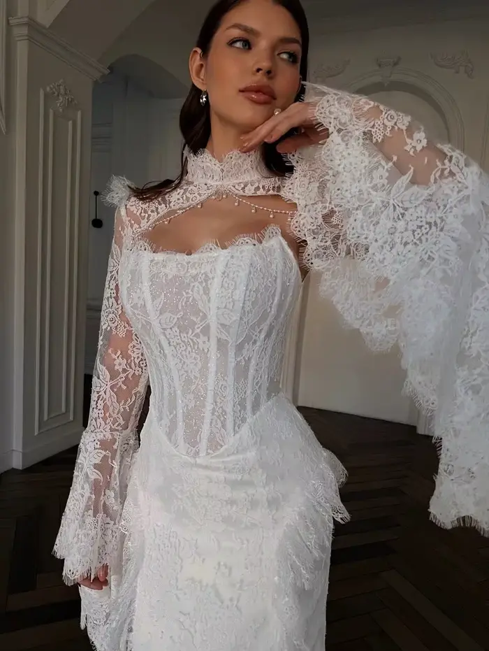 Robe de mariée sirène élégante sur mesure en dentelle blanche