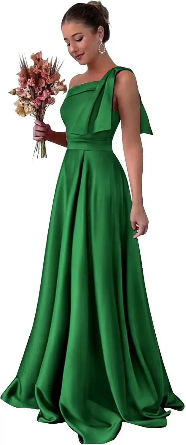 Robe de demoiselle d'honneur asymétrique épaule dénudée avec grand nœud