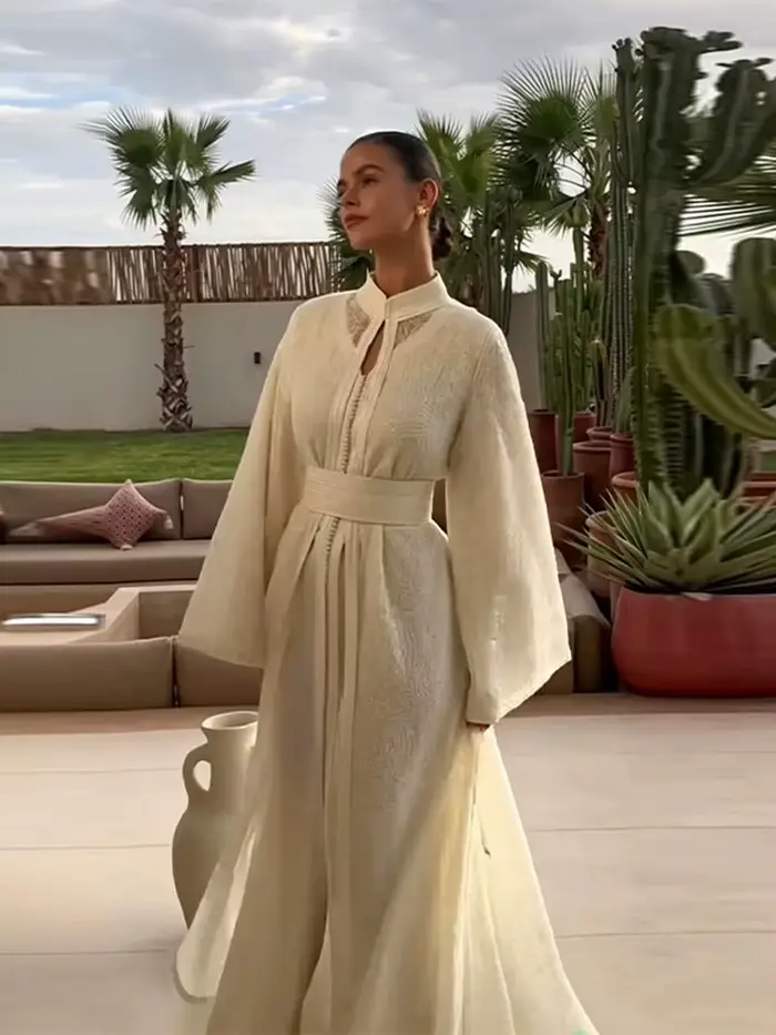 Robe kaftan bohème polyester pour femme élégante et discrète longueur cheville manches longues col mi-haut double boutonnage occasions spéciales