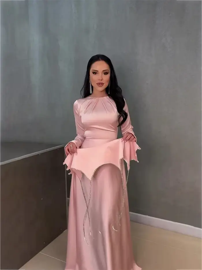 Robe de soirée en Satin de couleur unie