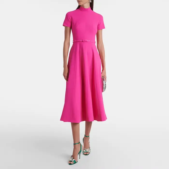 Robe de Cocktail mi-longue