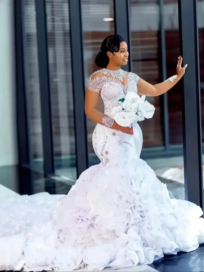 Robes de mariée sirène africaines 2026 de luxe avec cristaux brillants