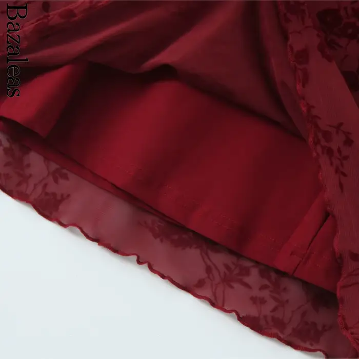 Mini robe en maille à col slash pour femme