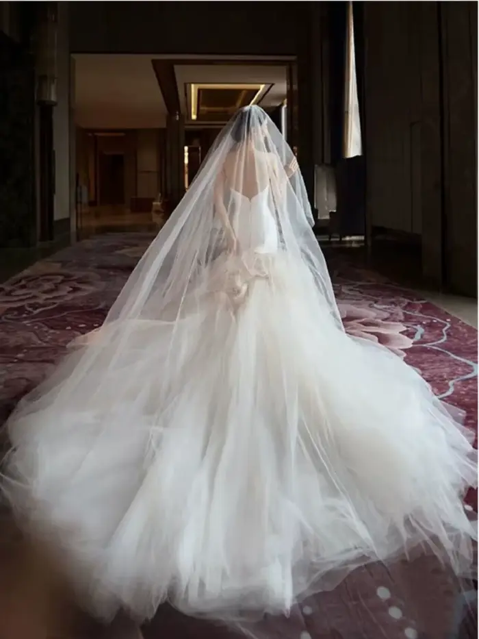 Robe de mariée en Satin blanc