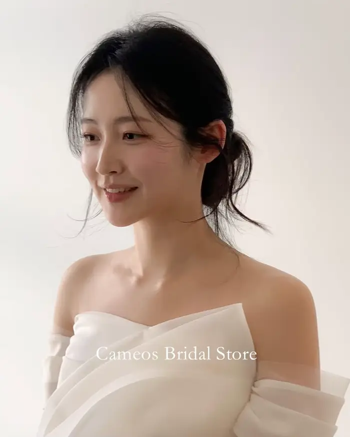 Robe de mariée personnalisée Colavis Asta en polyester avec décolleté hors de l'épaule pour femmes, élégante et confortable, idéale pour mariage ou événements spéciaux