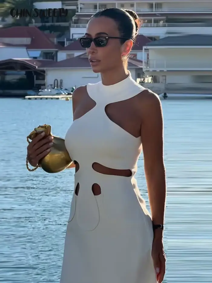 Robe élégante sans manches licou mini polyester pour femmes occassions spéciales été printemps chic style mode polyvalente