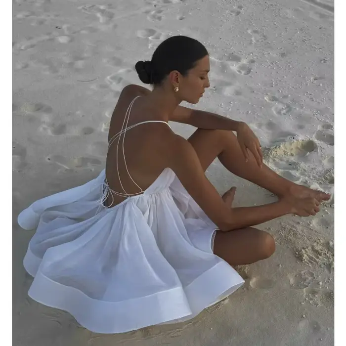 Robe de plage sexy à col en V et dos nu pour femme
