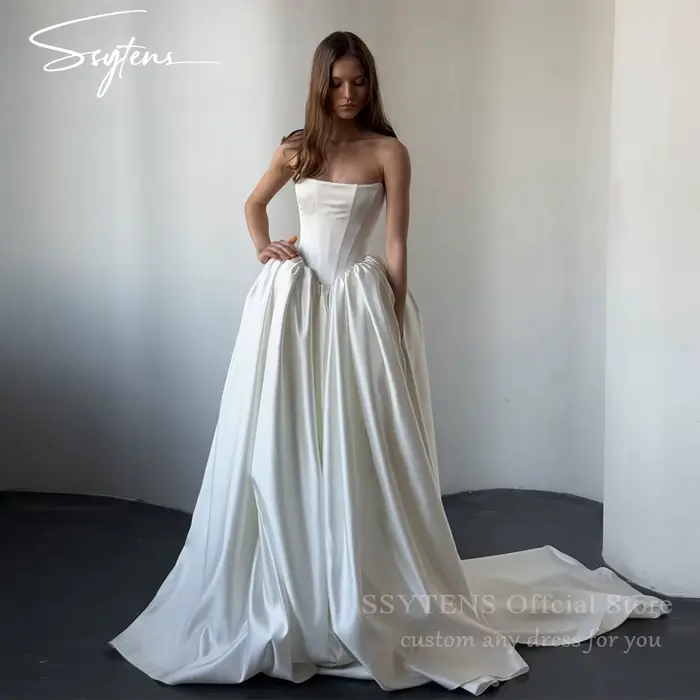 Robe de mariée princesse SSYTENS en satin moderne avec coupe trapèze personnalisable pour cérémonies de mariage, bal de promo et soirées familiales