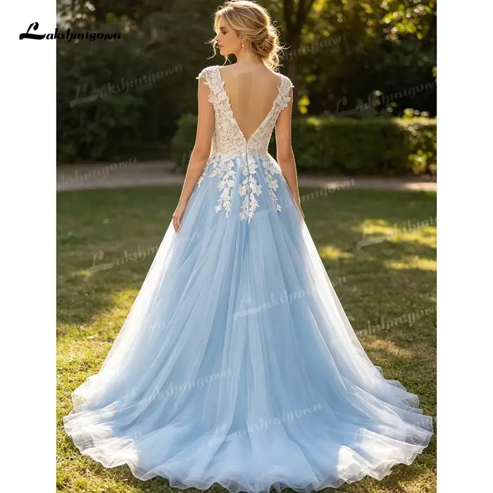 Robe de mariée élégante bleu ciel clair