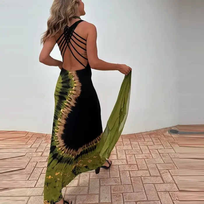 Robe longue portefeuille ajourée