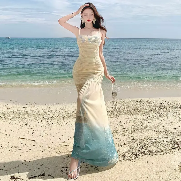 Robe longue plissée à bretelles fines et taille cintrée, style vacances, dégradé de couleurs, collec