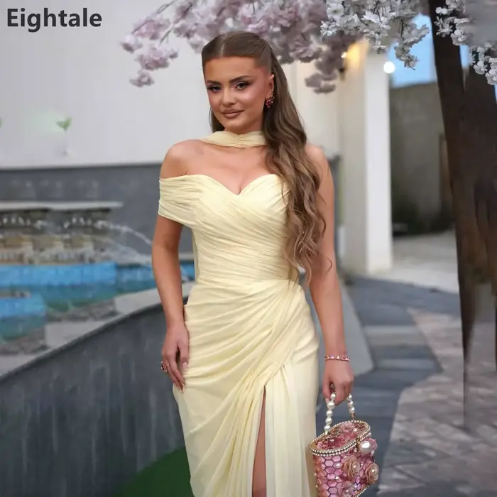 Robe de soirée Eightale 2026 jaune pâle à épaules dénudées