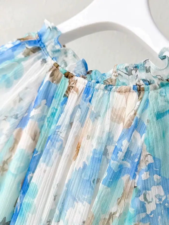 Robe pour femmes à imprimé floral bleu