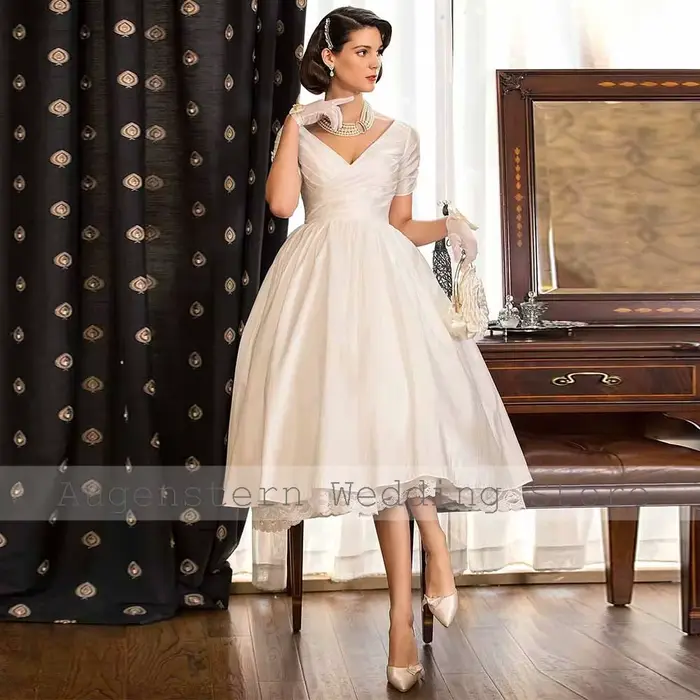Robes de mariée personnalisées en satin